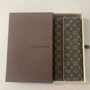 Louis Vuitton Classic Monogram Wallet & Card Holder - Brown
